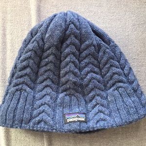 Patagonia Women’s Blue Cable Beanie Fleece Lined